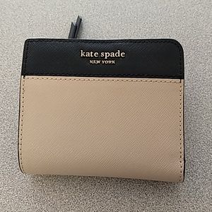 Kate Spade beautiful two toned mini wallet